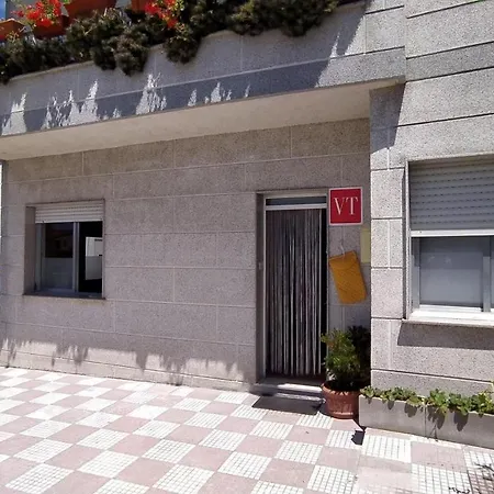 - 2 Bedrooms - 4465 Apartment Cangas