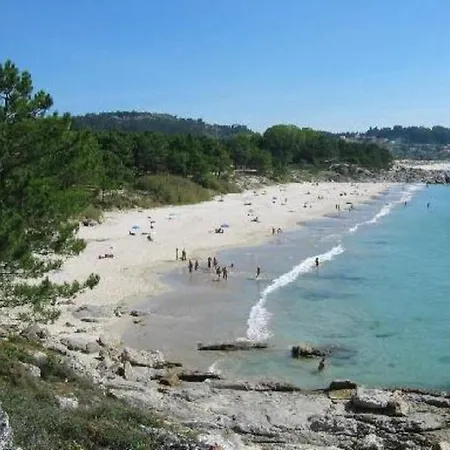 - 2 Bedrooms - 4465 Cangas