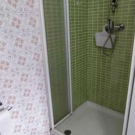 Apartment - 2 Bedrooms - 4465 *