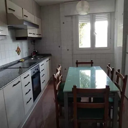 - 2 Bedrooms - 4465 Apartment Cangas